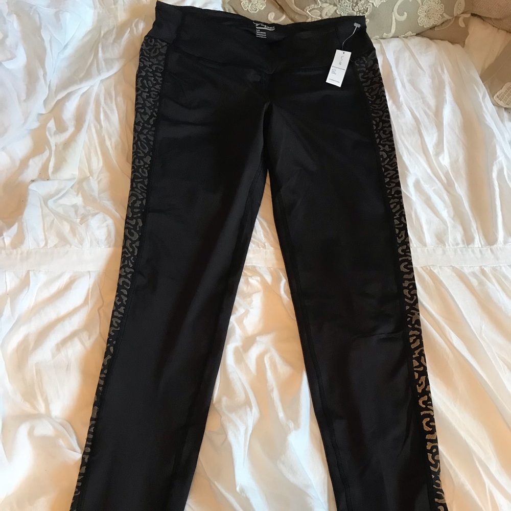 • o l d n a v y // black leopard // active pants •
